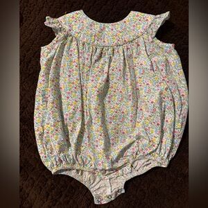 Classic whimsy floral bubble